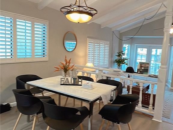 1707-Steinhart-Ave-7