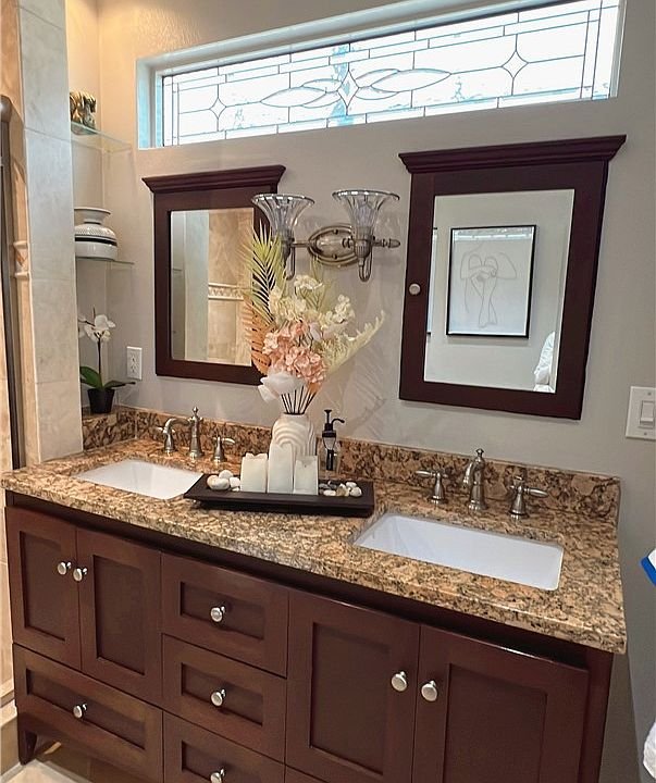 1707-Steinhart-Ave-15