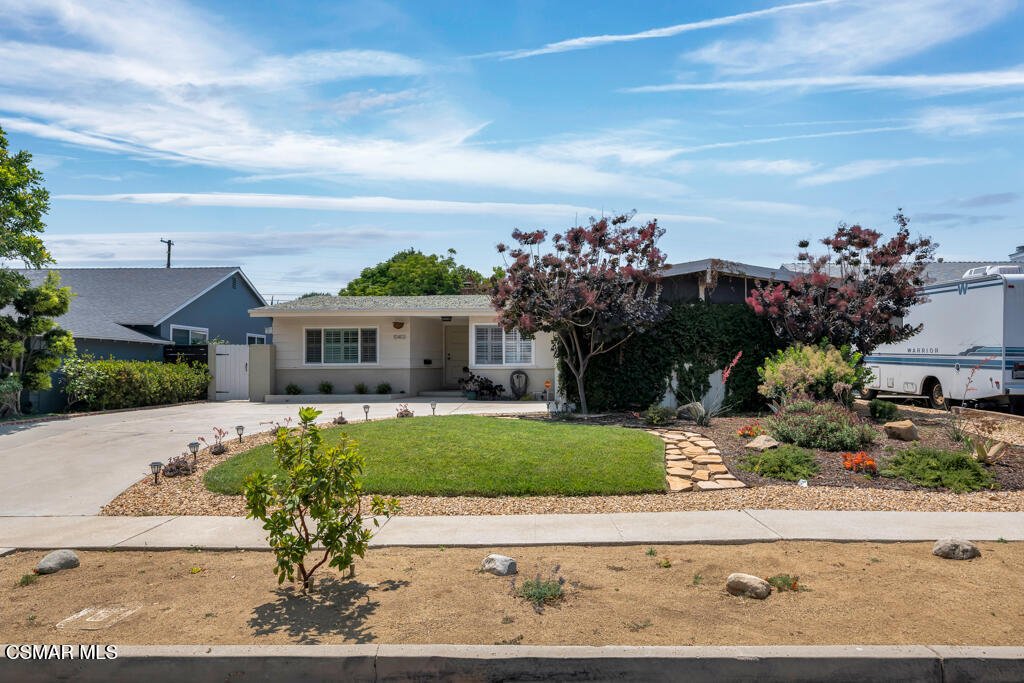 10413 Gaynor Ave01