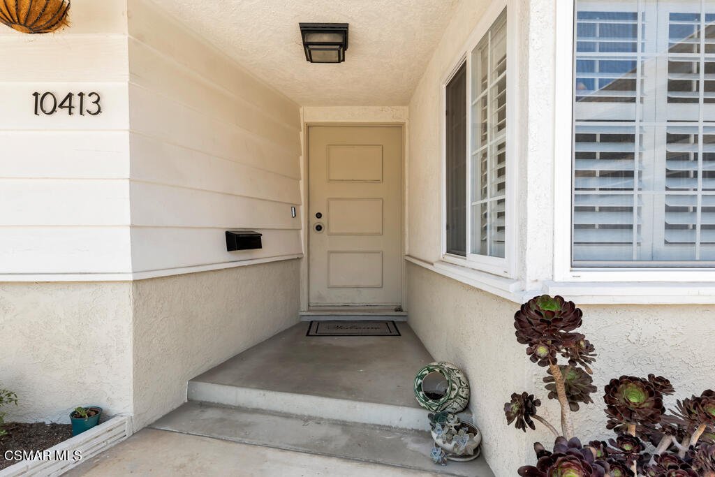 10413 Gaynor Ave09