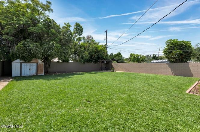 10413 Gaynor Ave35
