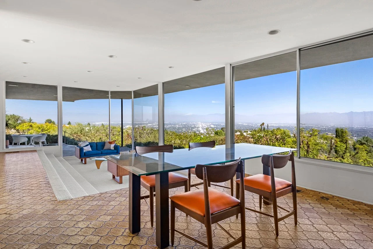 14513 Mulholland Drive-10