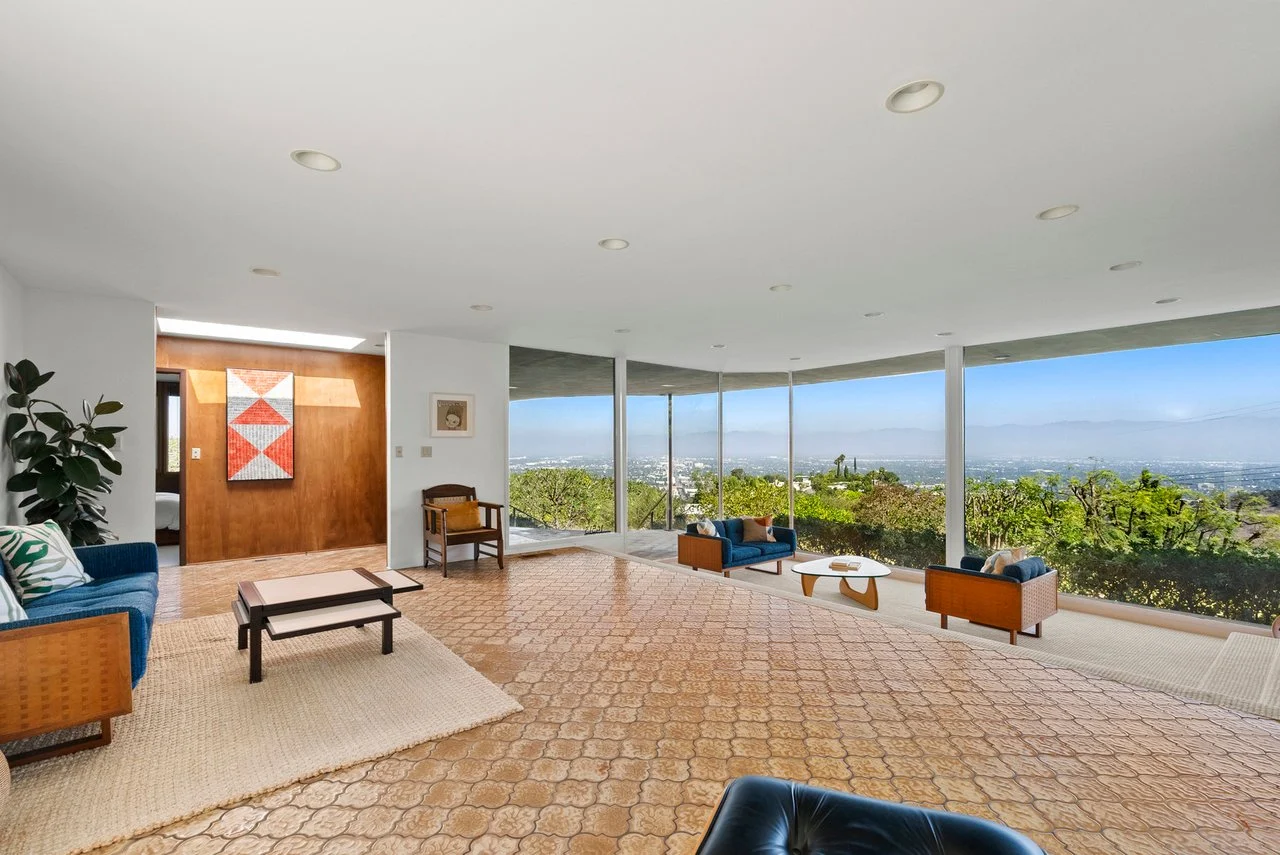14513 Mulholland Drive-4