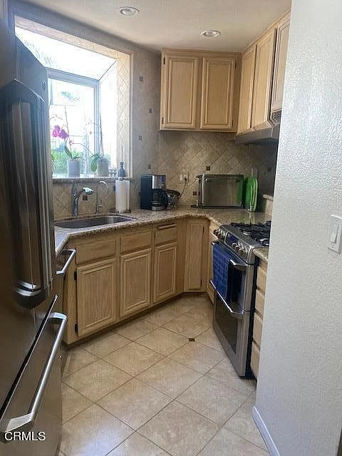 15024 Moorpark St APT 5-3