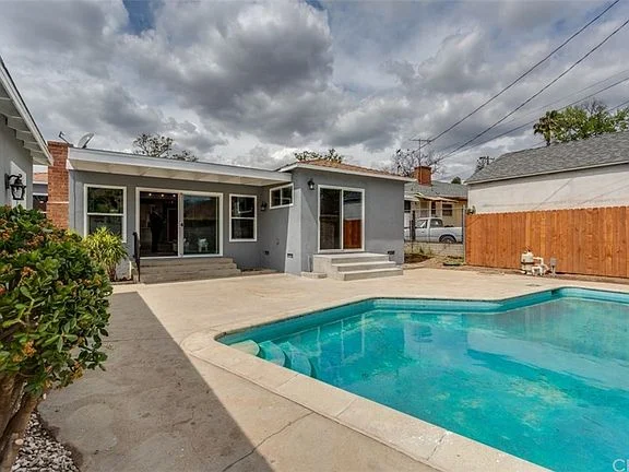 2416 Wetherhead Dr-16