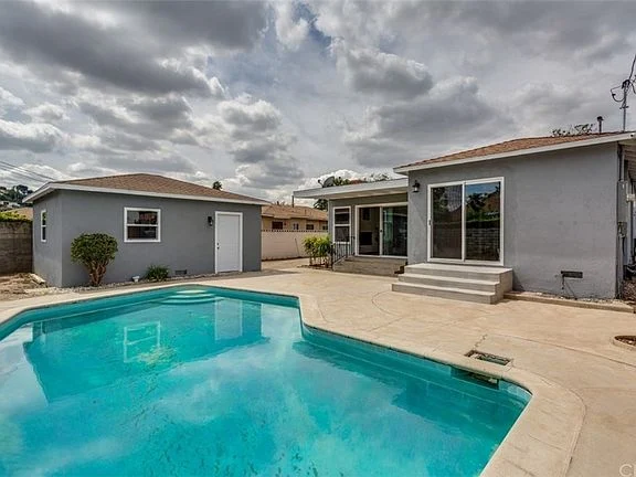 2416 Wetherhead Dr-17