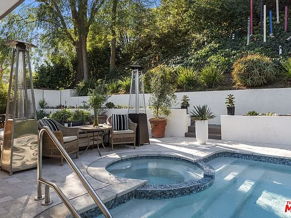 8670 Allenwood Rd-28