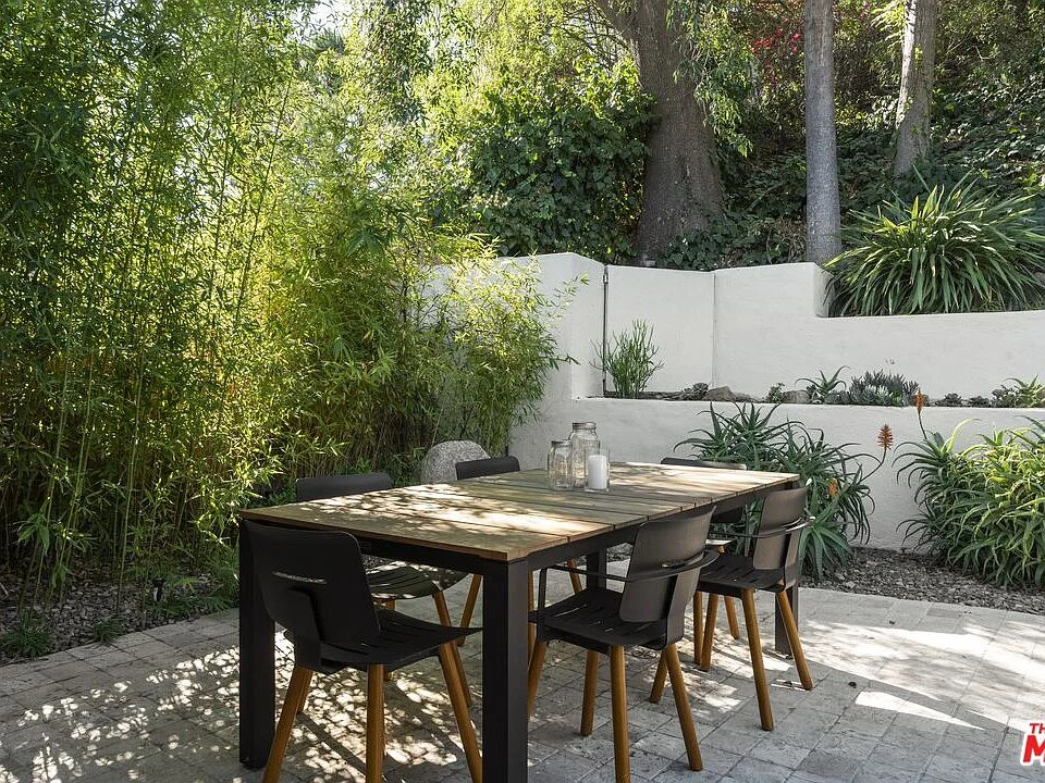 8670 Allenwood Rd-30