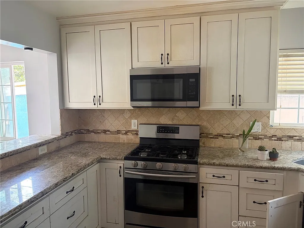 5767 Saint Clair Ave-2