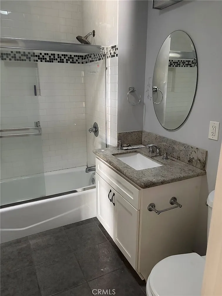 5767 Saint Clair Ave-3